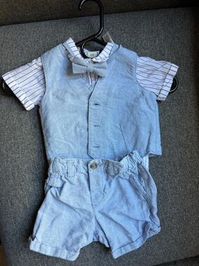 H&M Light Blue Baby 4 - Piece Linen Dressy Set with bow tie - Size 12 months
